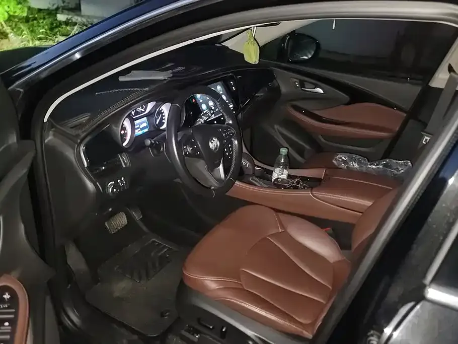 Buick Envision Plus — фото 5