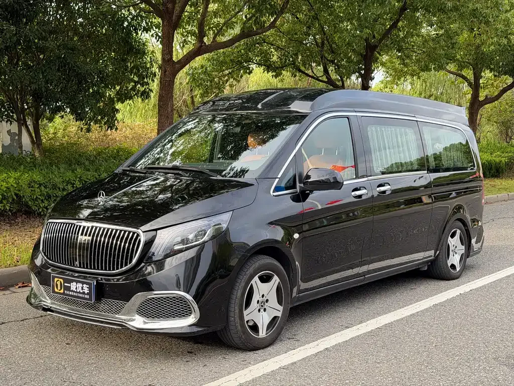 Mercedes-Benz Vito — фото 1