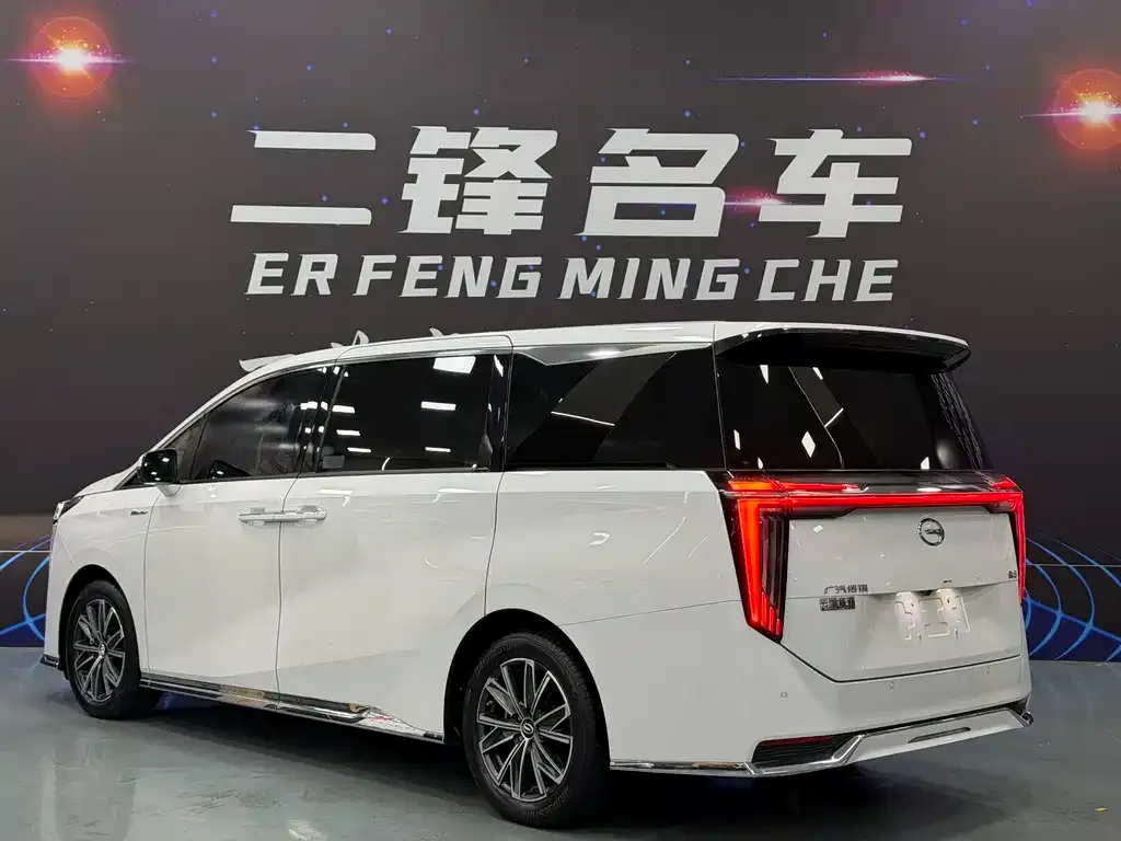 GAC Motor Trumpchi M8 — фото 3