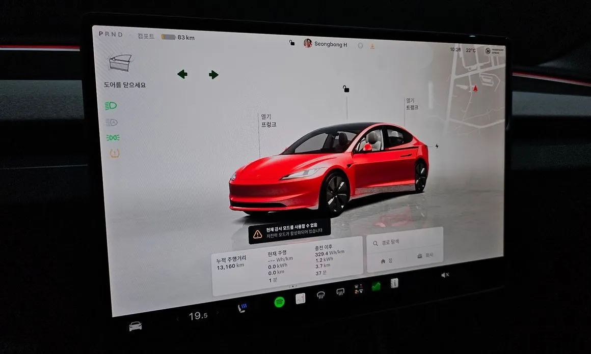 Tesla Model 3 — фото 2