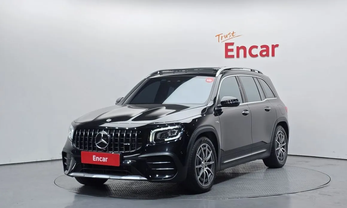 Mercedes-Benz GLB-Class — фото 1