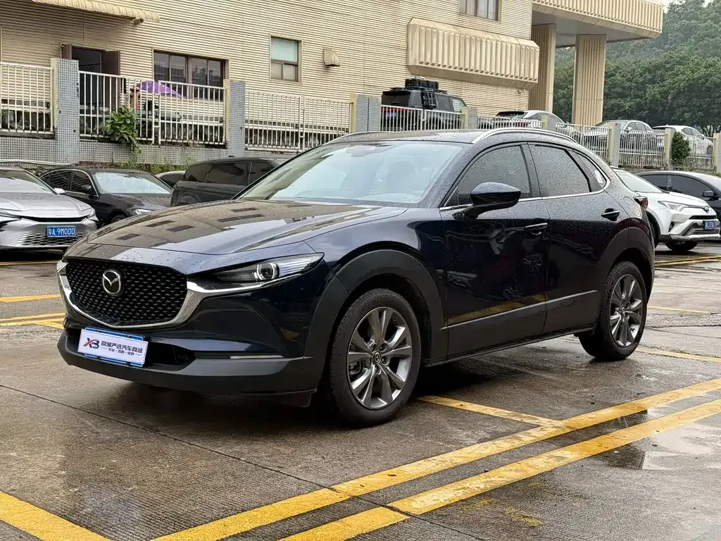Mazda CX-30 — фото 1