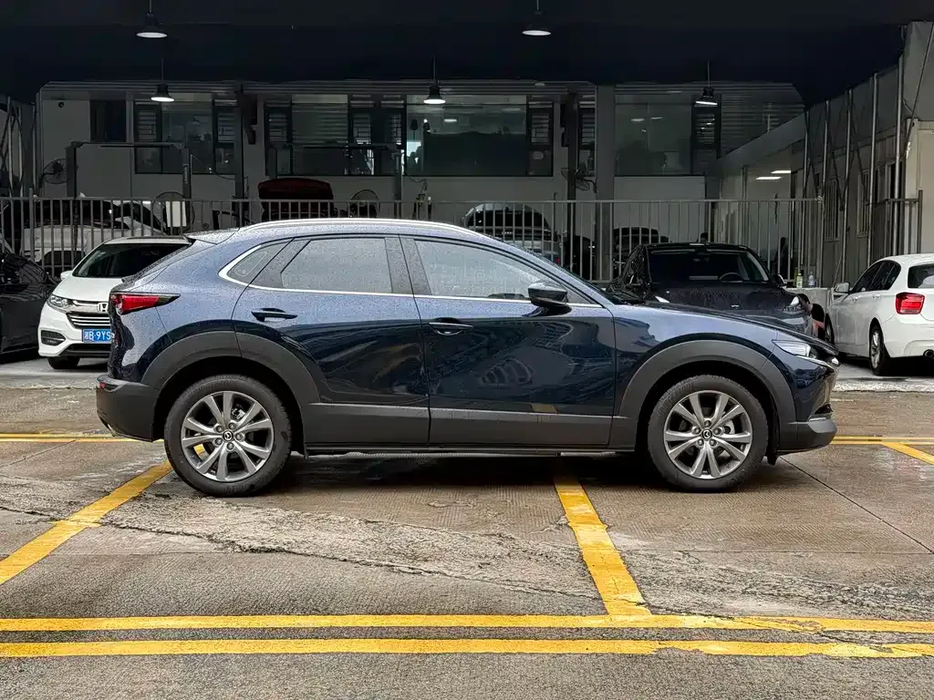Mazda CX-30 — фото 8