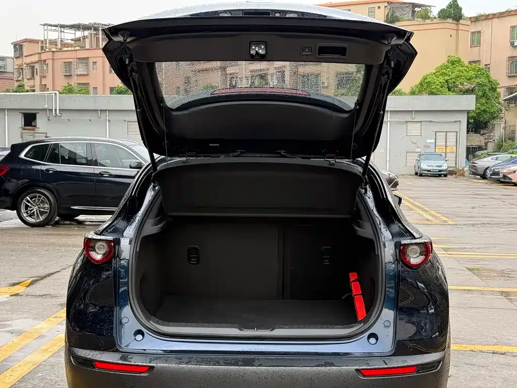 Mazda CX-30 — фото 2