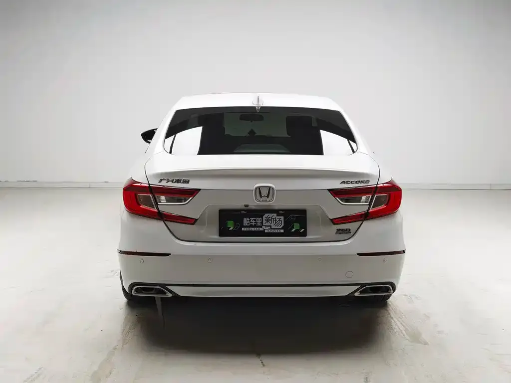 Honda Accord — фото 4