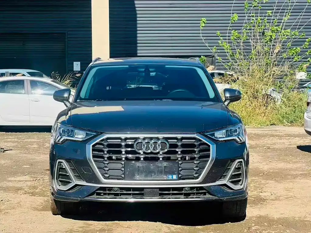 Audi Q3 — фото 7