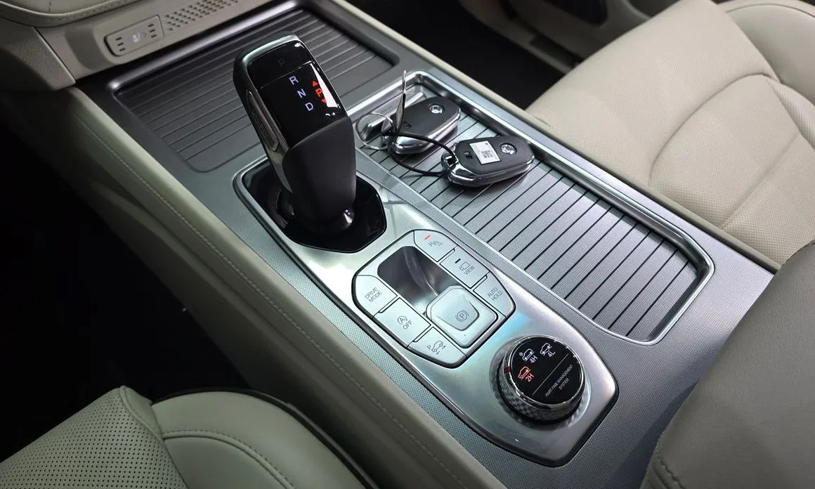 KG Mobility (Ssangyong) Rexton — фото 9