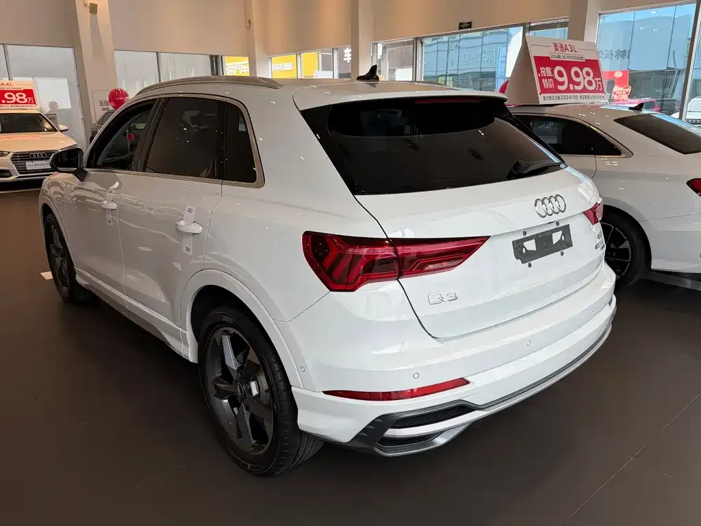 Audi Q3 — фото 4