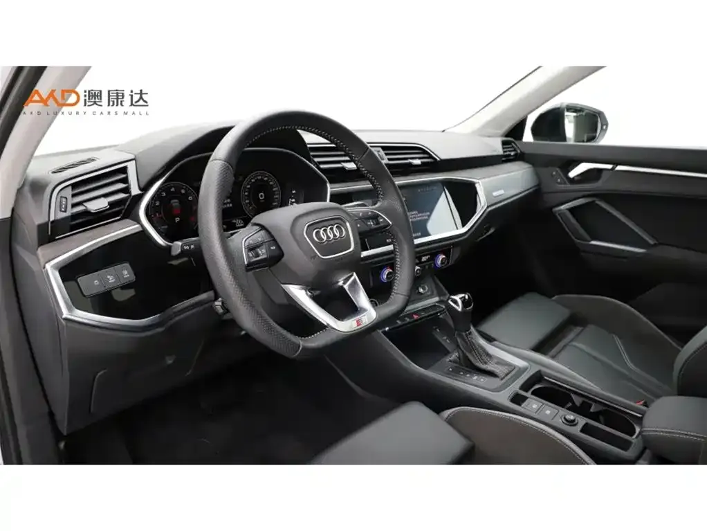 Audi Q3 Sportback — фото 8
