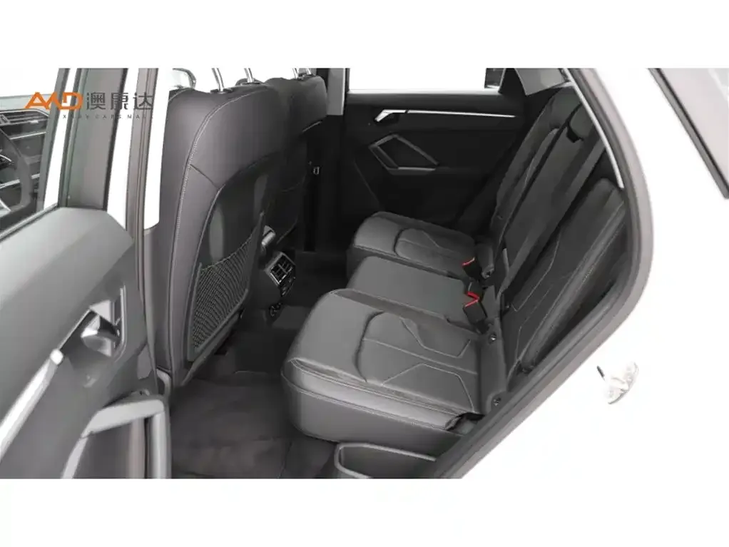 Audi Q3 Sportback — фото 10