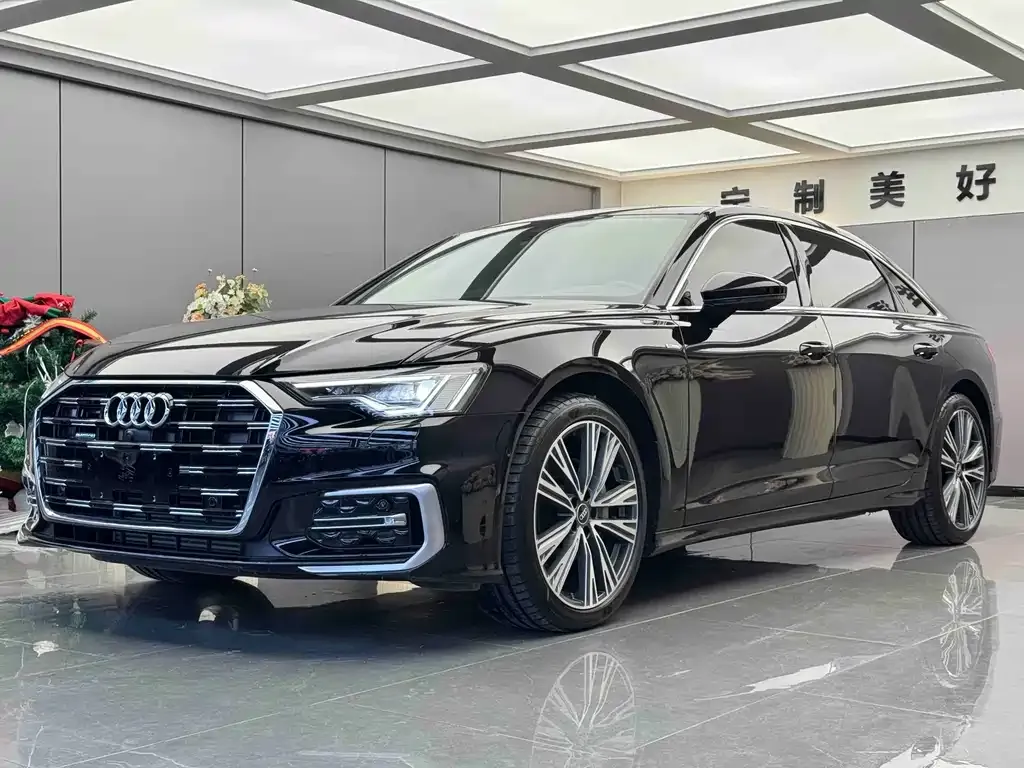 Audi A6L — фото 1