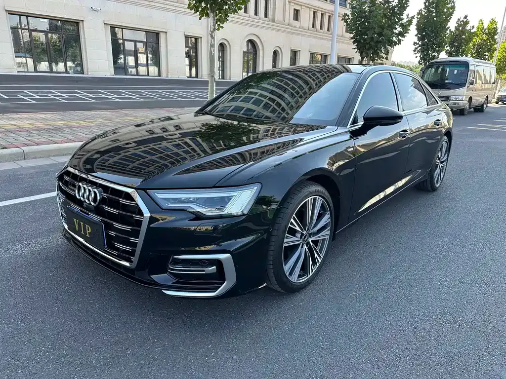 Audi A6L — фото 7