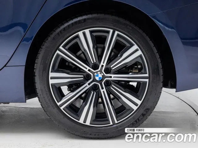 BMW 3-Series — фото 10