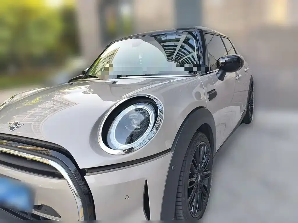 MINI Cooper (3-door) — фото 1