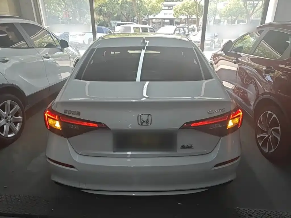 Honda Civic — фото 9