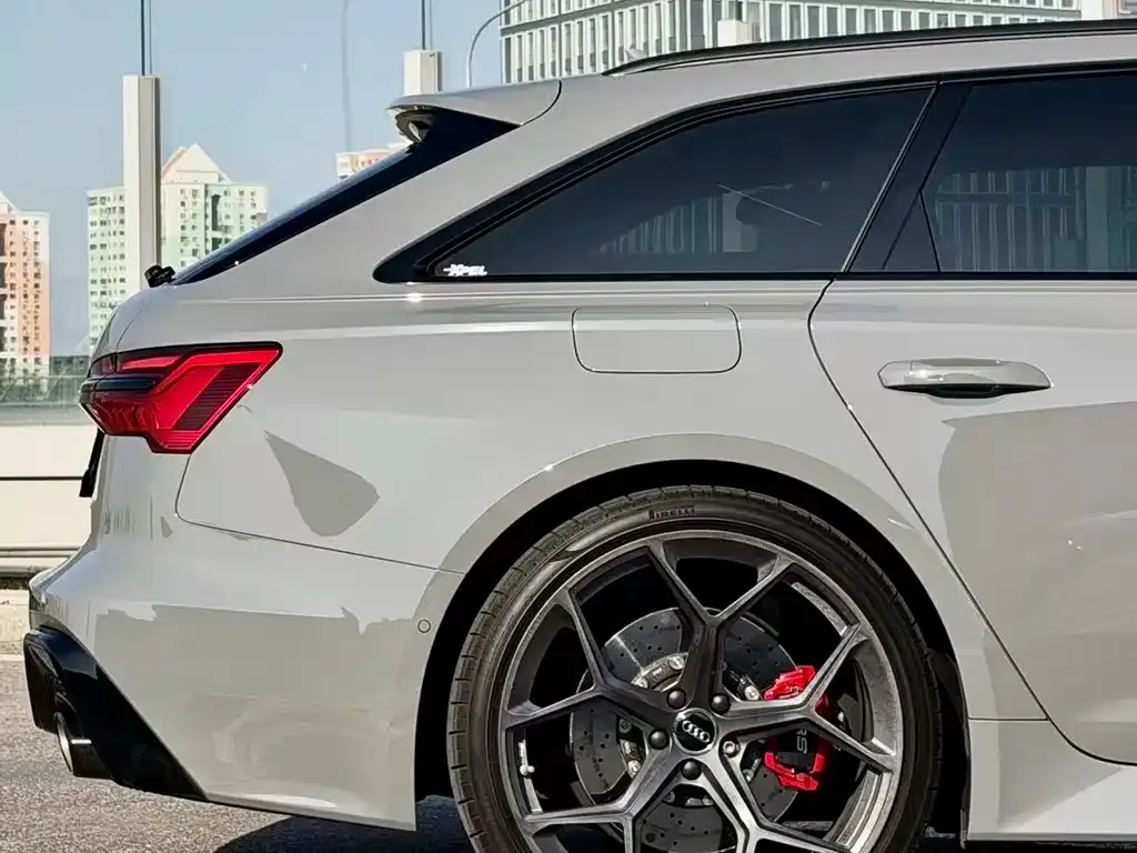 Audi RS 6 — фото 5