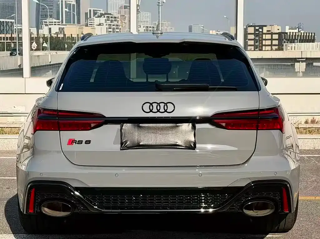Audi RS 6 — фото 8