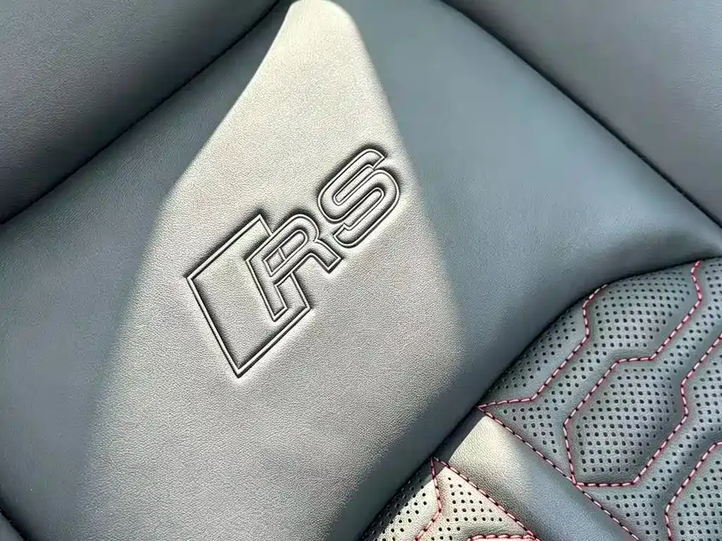 Audi RS 6 — фото 10