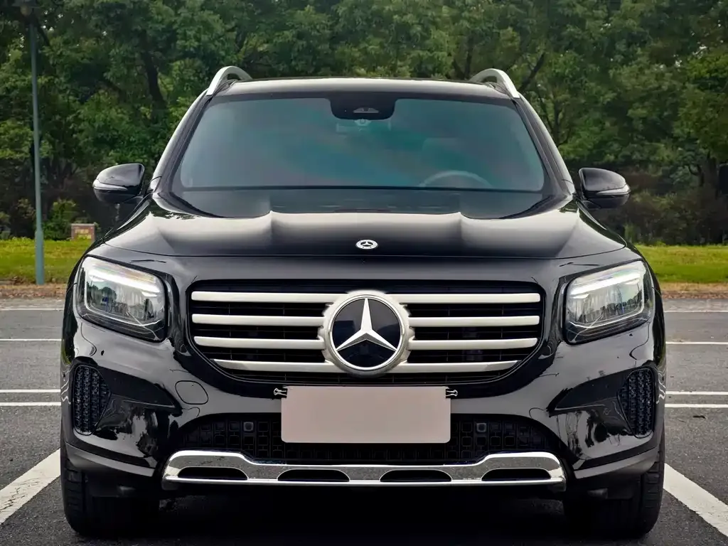 Mercedes-Benz GLB — фото 2