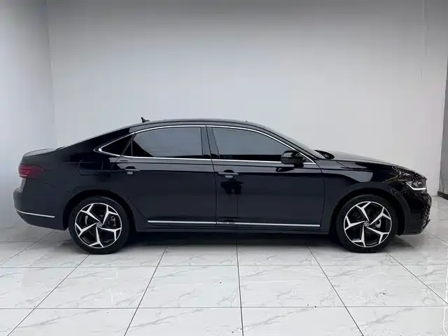Volkswagen Passat — фото 4