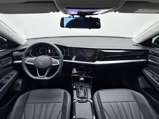 Volkswagen Passat — фото 5