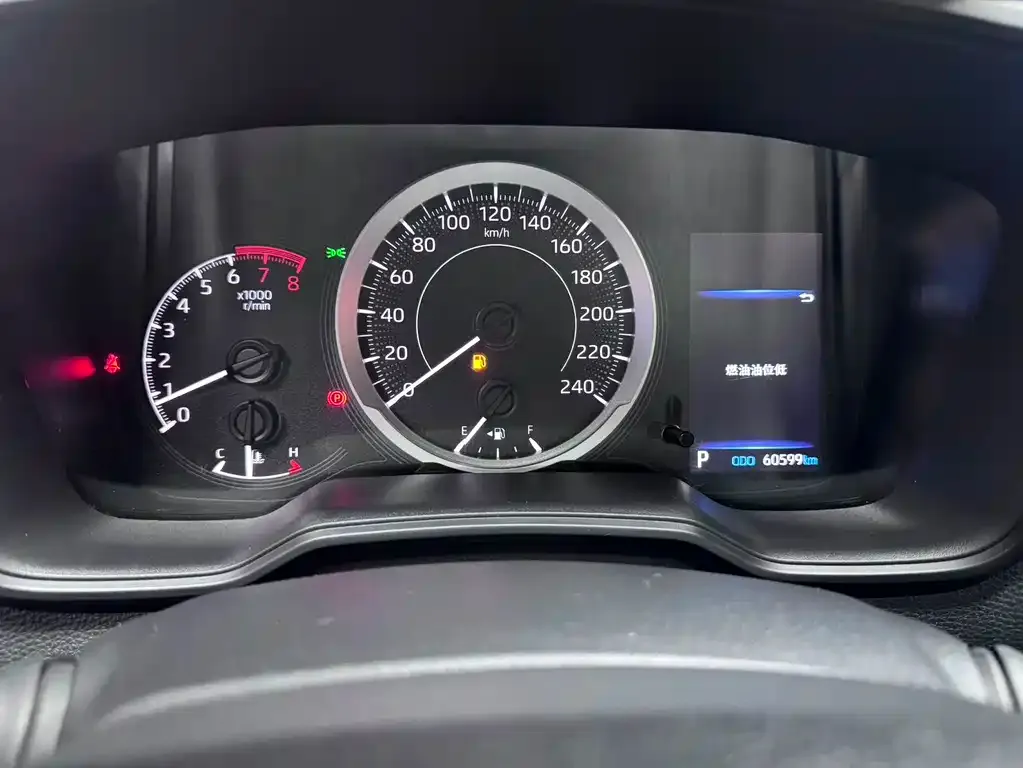 Toyota Corolla — фото 2