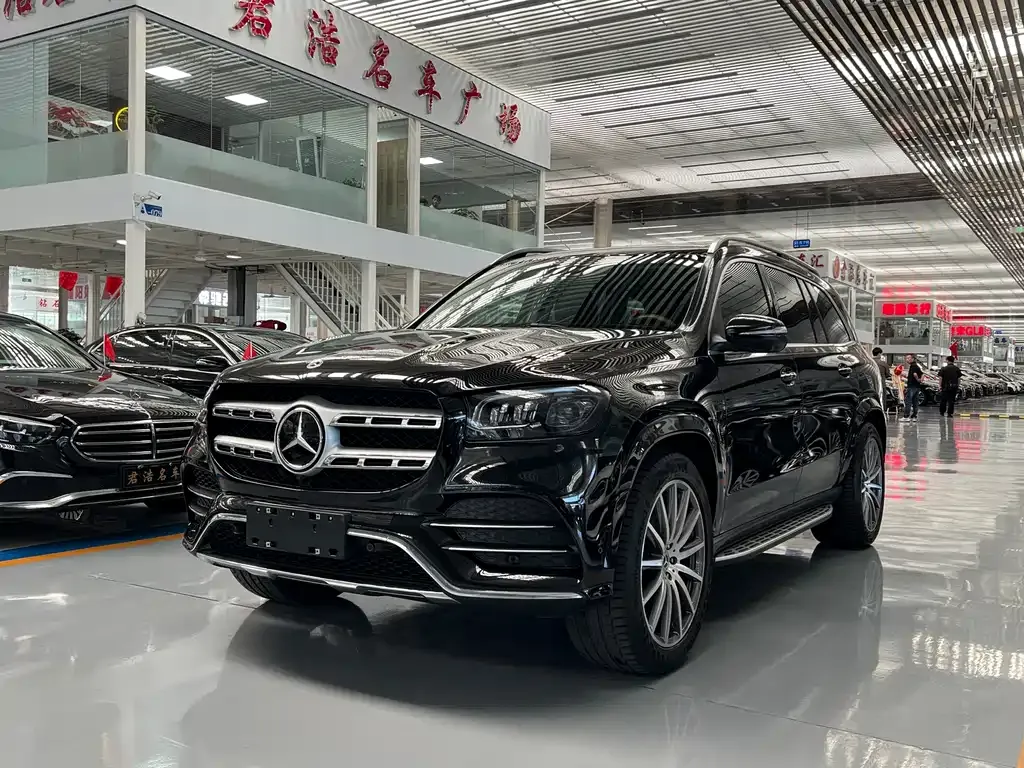 Mercedes-Benz GLS — фото 1