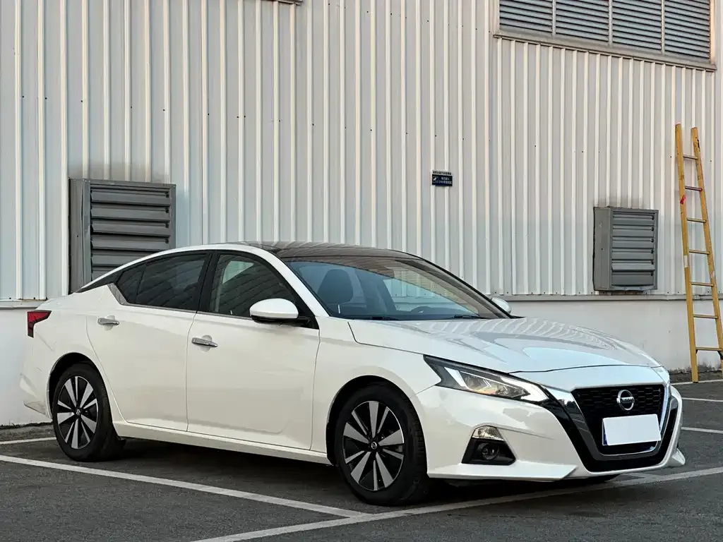 Nissan Teana — фото 3