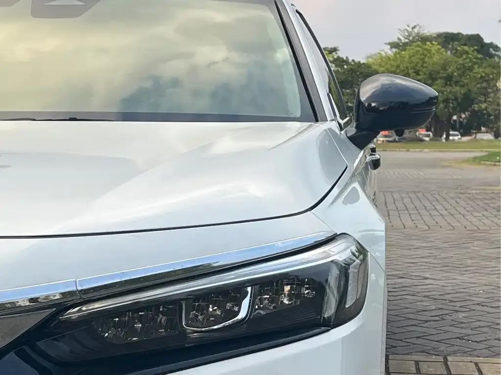 Honda Civic — фото 8