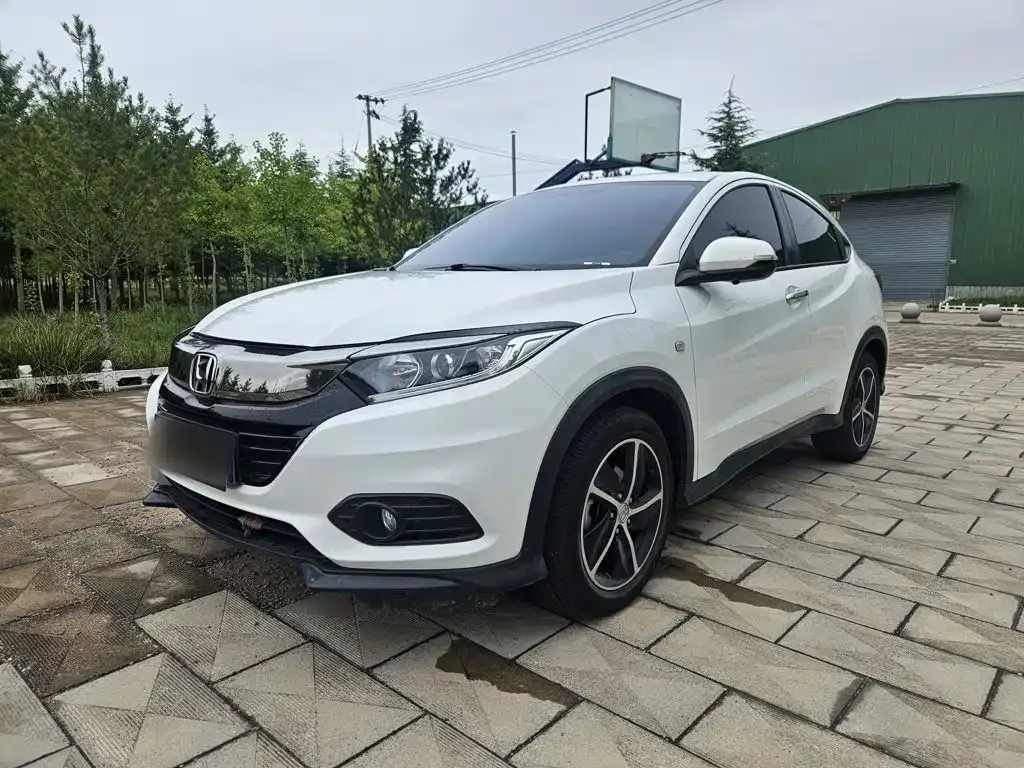 Honda Vezel — фото 1