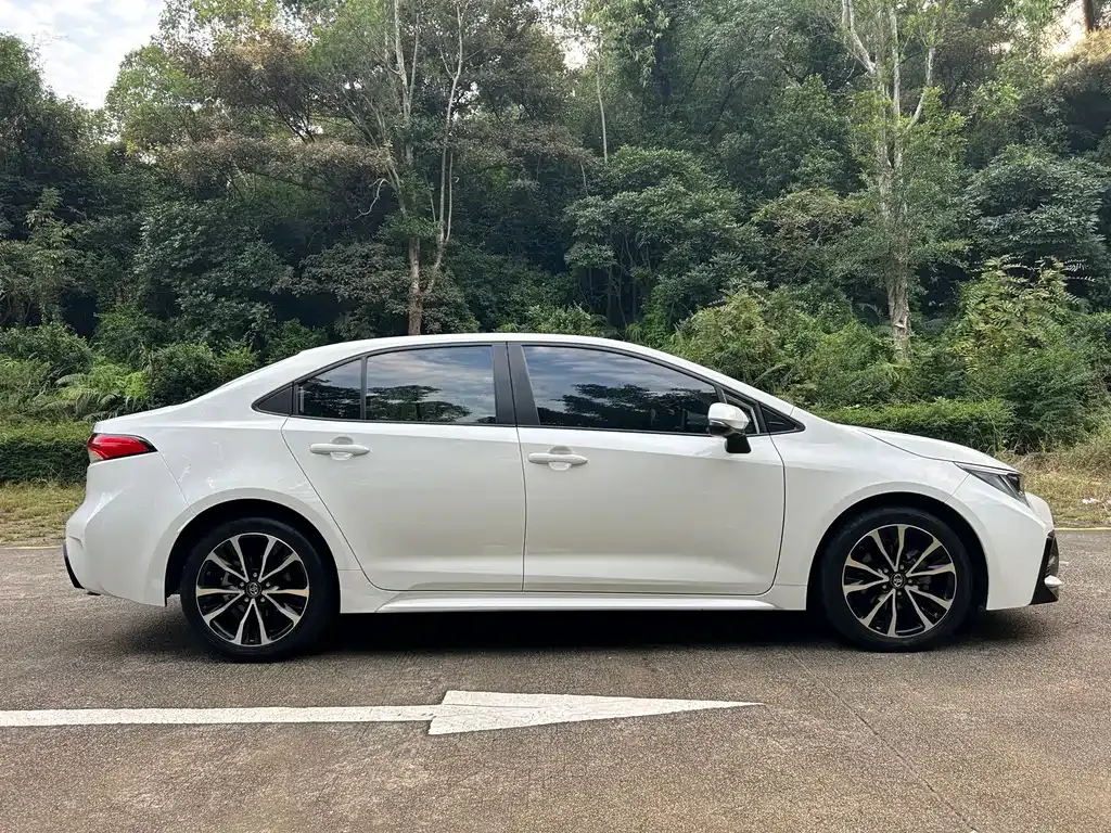 Toyota Levin — фото 10