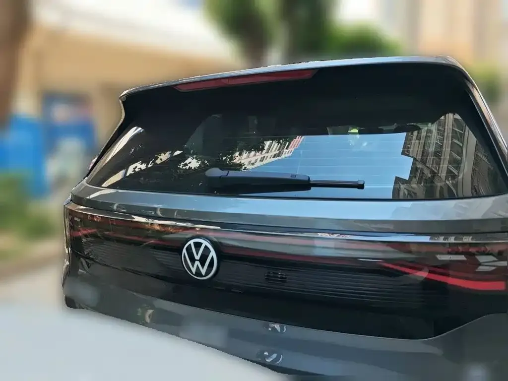 Volkswagen ID.6 X — фото 9