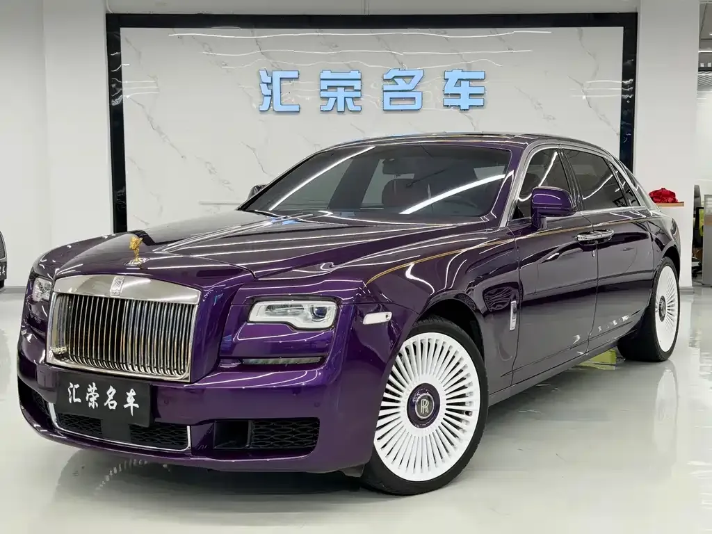 Rolls-Royce Ghost — фото 1
