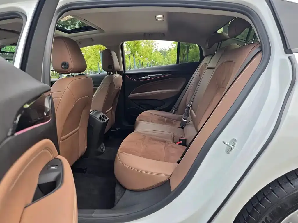 Buick Regal — фото 3