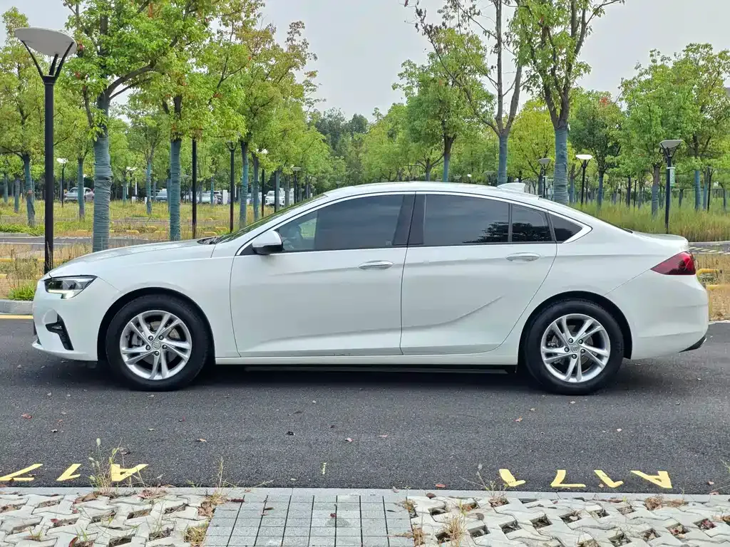 Buick Regal — фото 6