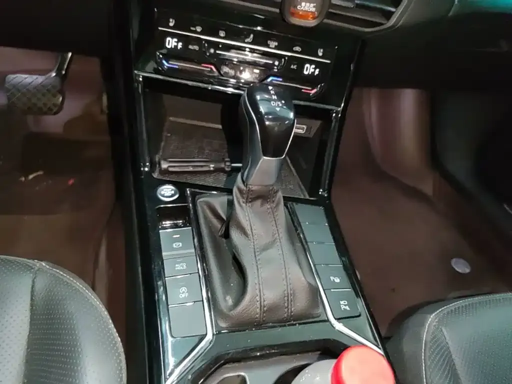 Volkswagen Passat — фото 9