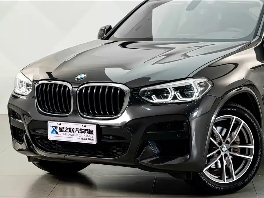 BMW X4 — фото 8