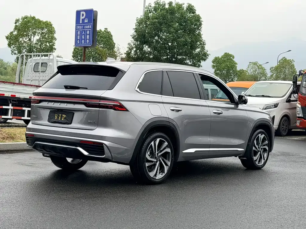 Geely Xingyue L — фото 9