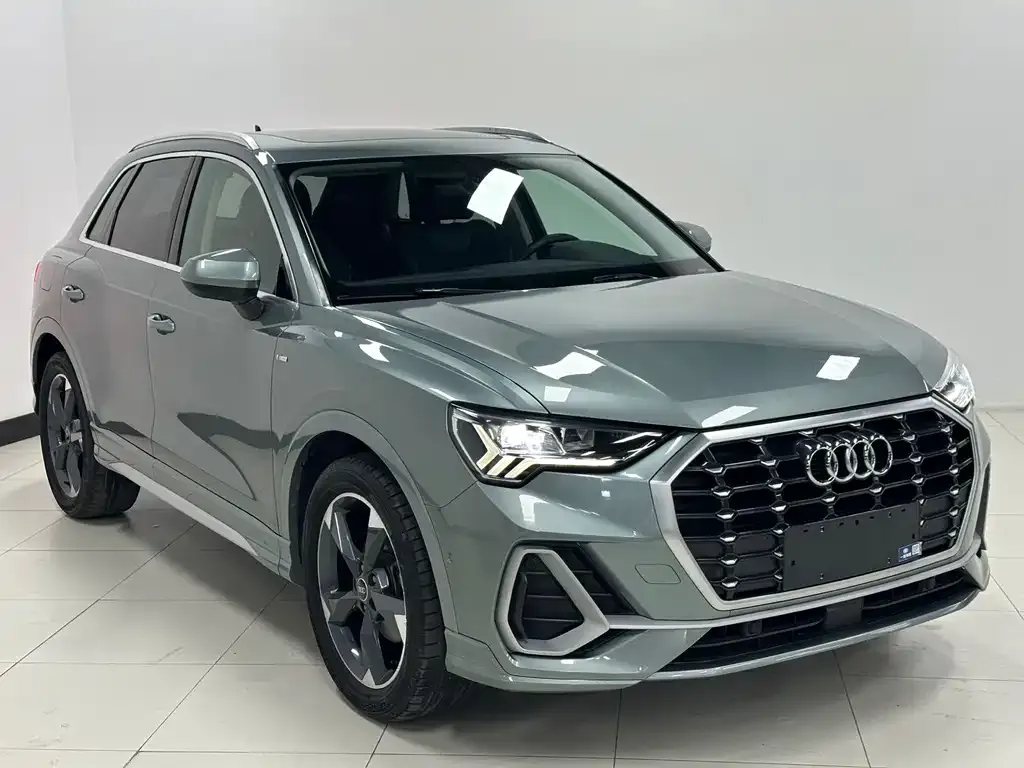 Audi Q3 — фото 6