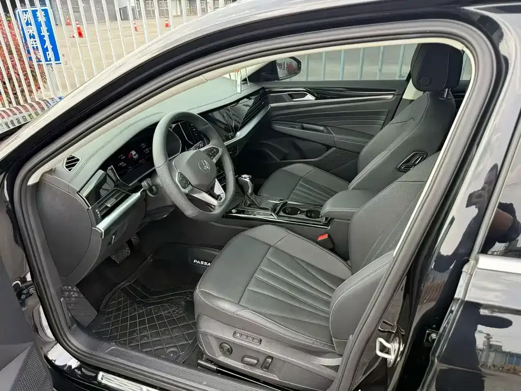 Volkswagen Passat — фото 2