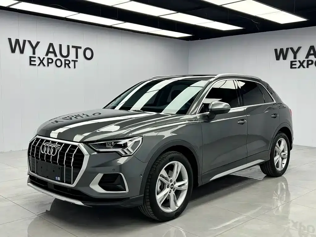 Audi Q3 — фото 1