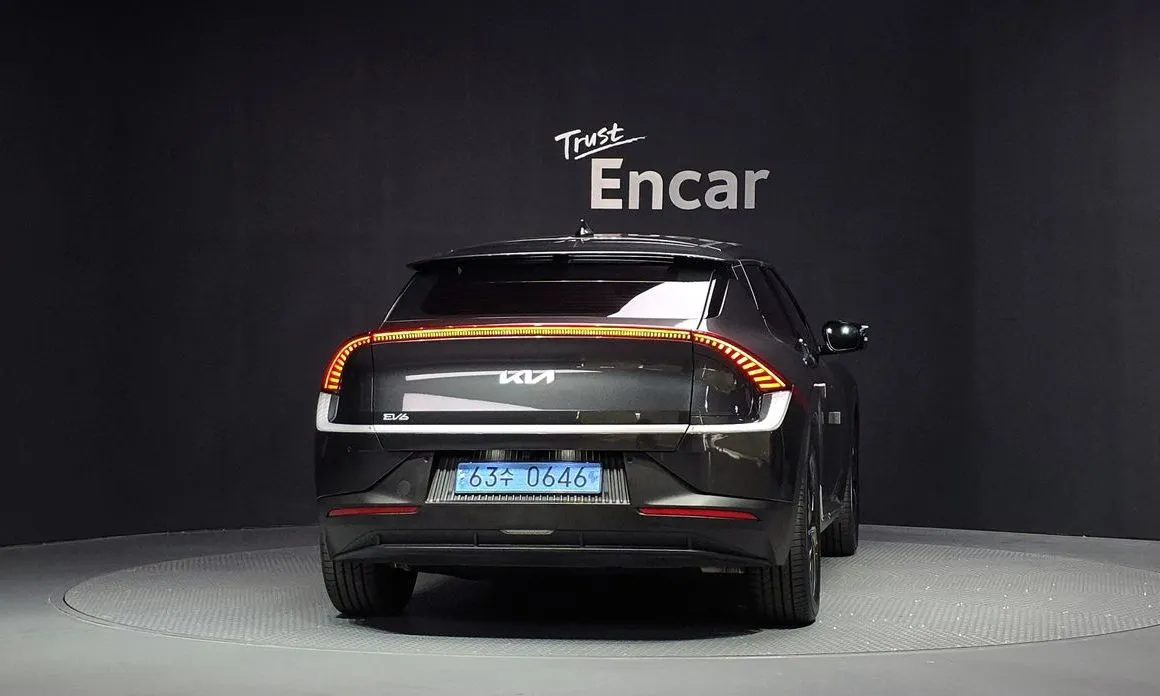 Kia EV6 — фото 5