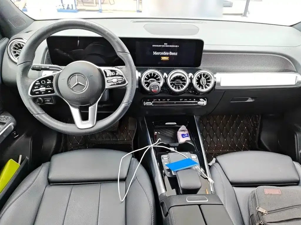 Mercedes-Benz EQB — фото 6
