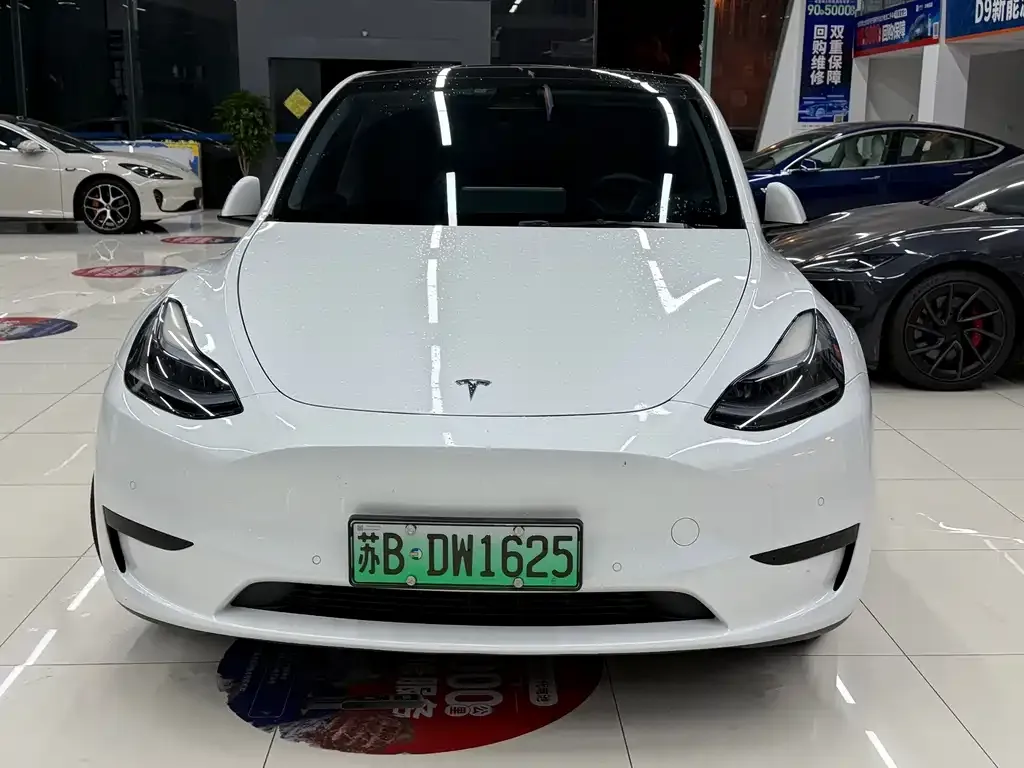 Tesla Model Y — фото 7