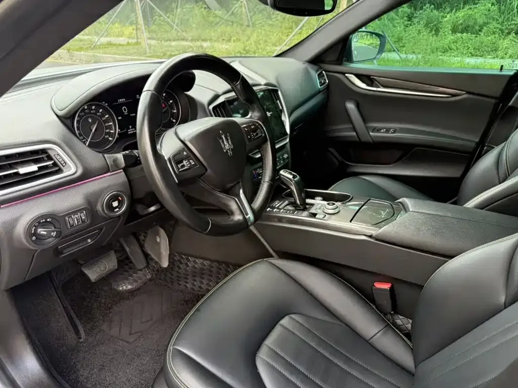 Maserati Ghibli — фото 8