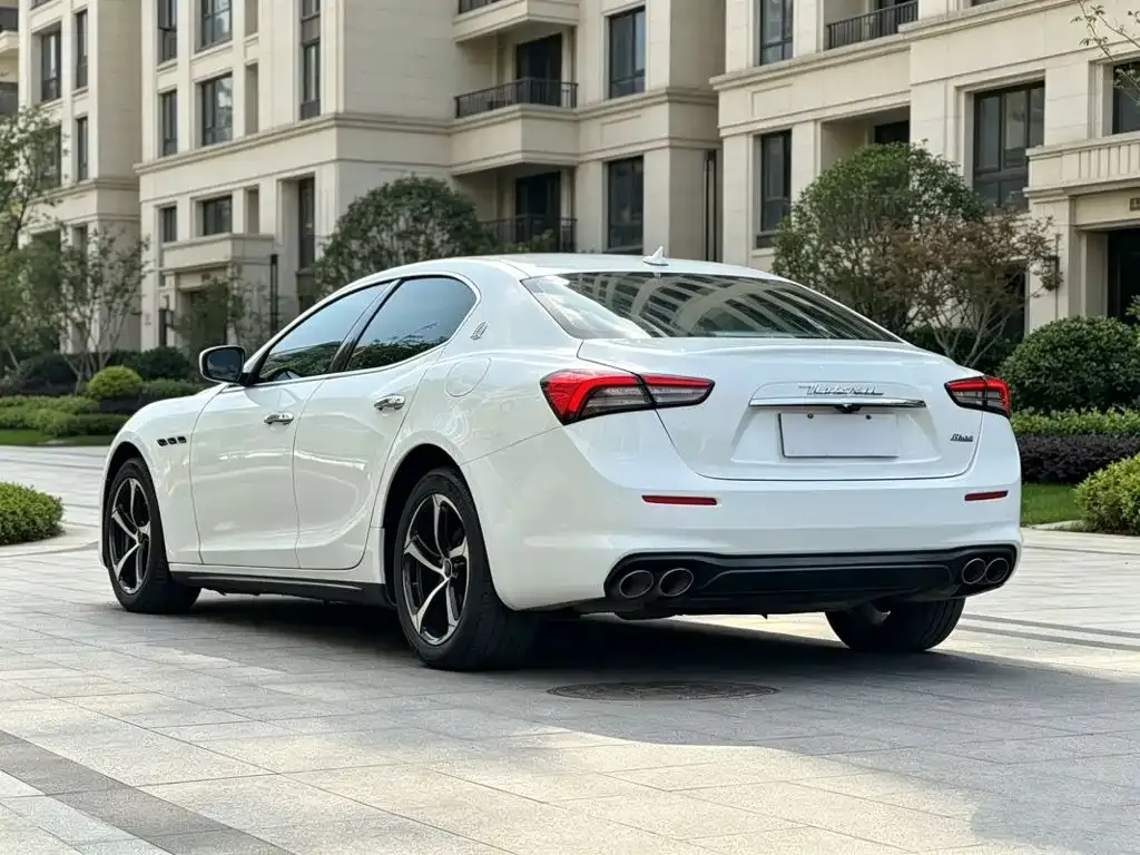 Maserati Ghibli — фото 7