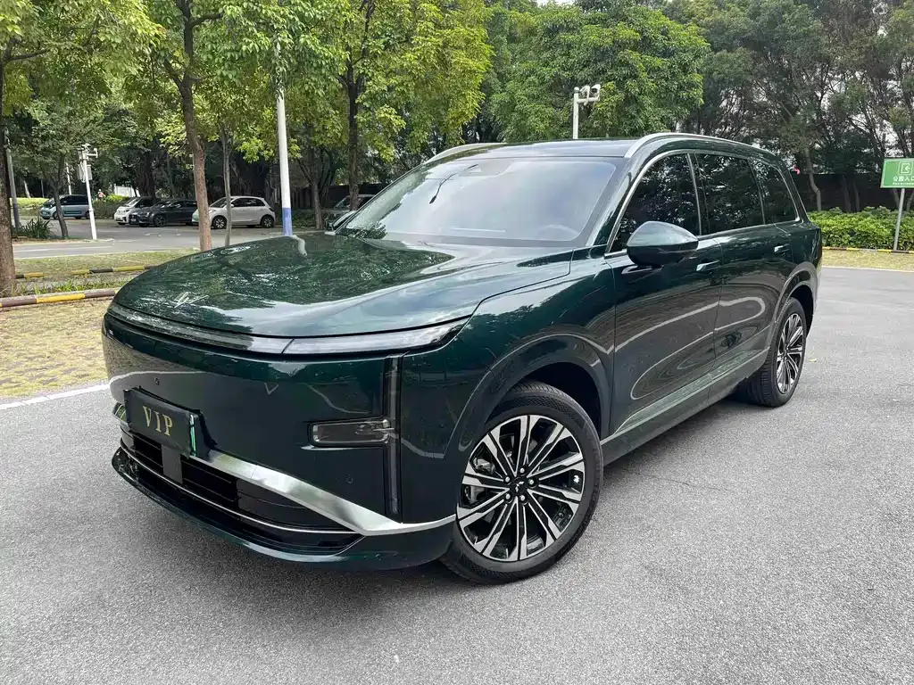 Wuling Xingguang L — фото 1