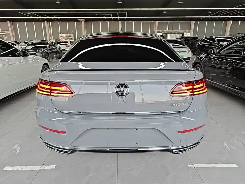 Volkswagen CC — фото 2
