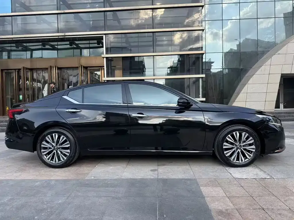 Nissan Teana — фото 3