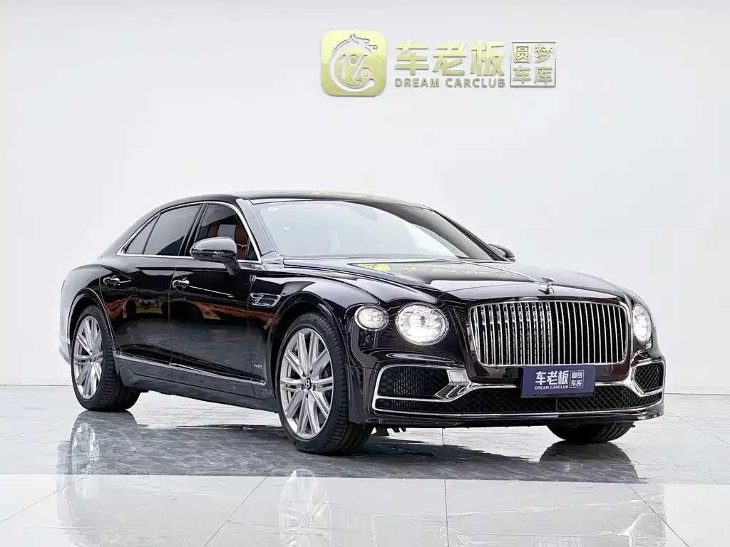 Bentley Flying Spur — фото 10